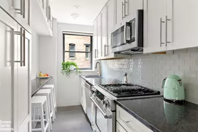 49 E 96th Street #4B, New York City, NY 10128 - Photo 4