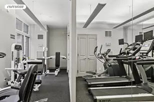 272 W 107th St, New York City, NY 10025 - Photo 18