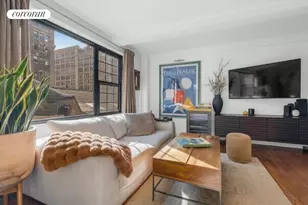 102 E 22nd St, New York City, NY 10010 - Photo 2