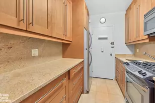 60 Sutton Pl S, New York City, NY 10022 - Photo 2