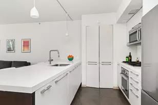 311 E 11th St, New York City, NY 10003 - Photo 10