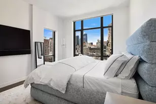 211 W 14th St, New York City, NY 10011 - Photo 4