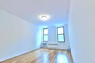 1321 3rd Ave, New York City, NY 10021 - Photo 2