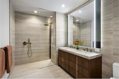 126 E 57th Street #807, New York City, NY 10022 - Photo 4