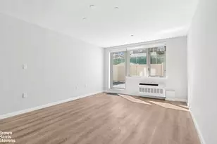 33-30 61st St, New York City, NY 11377 - Photo 2