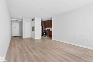 33-30 61st St, New York City, NY 11377 - Photo 6