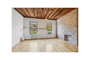 105 W 77th St, New York, NY 10024 - Photo 4