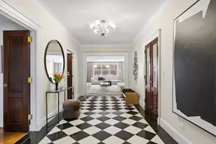 710 Park Ave, New York City, NY 10021 - Photo 2
