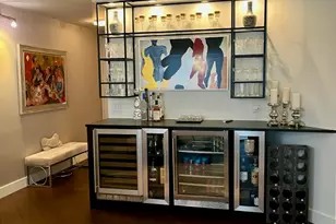 200 E 61st St, New York, NY 10065 - Photo 2