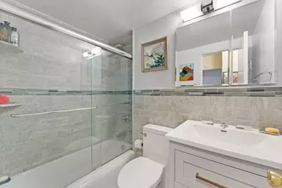 4705 Henry Hudson Parkway W #10J, New York City, NY 10471 - Photo 12