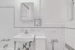 310 W 55th St, New York City, NY 10019 - Photo 6