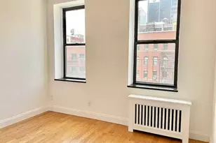 886 10th Ave, New York, NY 10019 - Photo 10