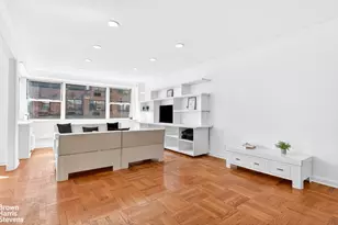 233 E 70th St, New York City, NY 10021 - Photo 4