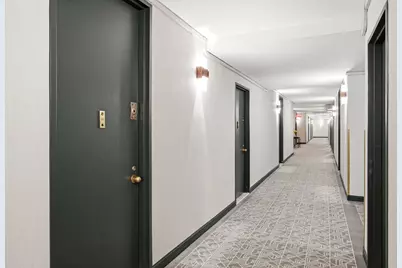 393 W 49th Street #2G, New York, NY 10019 - Photo 20