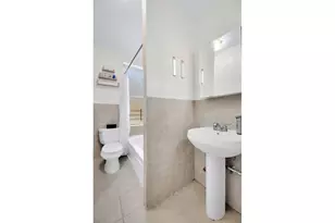 811 Walton Ave, Bronx, NY 10451 - Photo 4