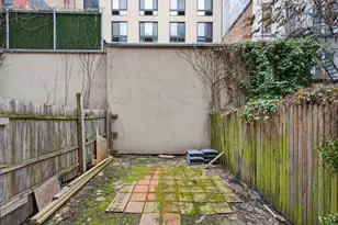319 E 90th St, New York City, NY 10128 - Photo 14