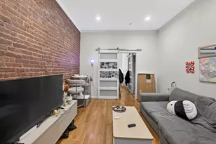 319 E 90th St, New York City, NY 10128 - Photo 18