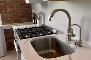 585 W 214th St, New York City, NY 10034 - Photo 4