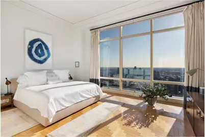 845 United Nations Plaza #82B, New York City, NY 10017 - Photo 6