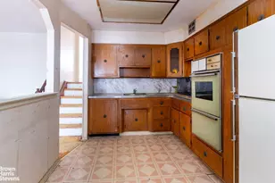 8418 Avenue J, New York City, NY 11236 - Photo 12