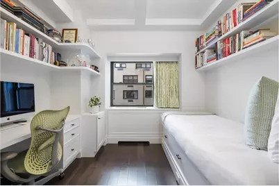 700 Park Avenue #11C, New York City, NY 10021 - Photo 14