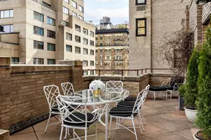 40 E 61st St, New York City, NY 10065 - Photo 4