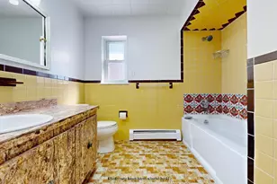 1213 Desmond Ct, New York City, NY 11235 - Photo 24