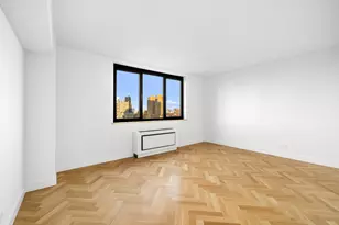 45 W 67th St, New York City, NY 10023 - Photo 12