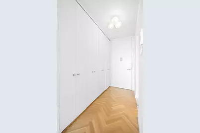 45 W 67th Street #25F, New York City, NY 10023 - Photo 8