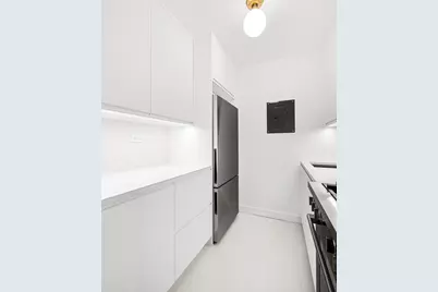 45 W 67th Street #25F, New York City, NY 10023 - Photo 10