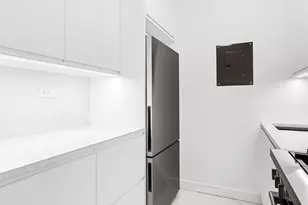 45 W 67th St, New York City, NY 10023 - Photo 10