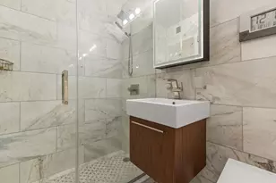 305 E 24th St, New York, NY 10010 - Photo 6