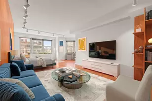 305 E 24th St, New York City, NY 10010 - Photo 2