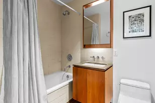 555 W 59th St, New York City, NY 10019 - Photo 8