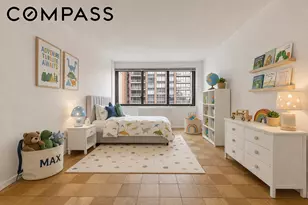 300 E 59th St, New York City, NY 10022 - Photo 8