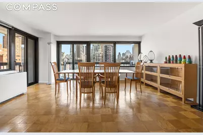 300 E 59th Street #705, New York, NY 10022 - Photo 2