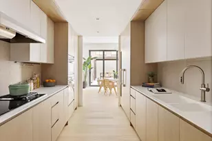 428 W 19th St, New York City, NY 10011 - Photo 2