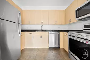 561 10th Ave, New York City, NY 10036 - Photo 2