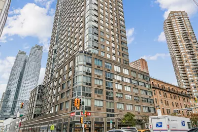 561 10th Avenue #6E, New York City, NY 10036 - Photo 2