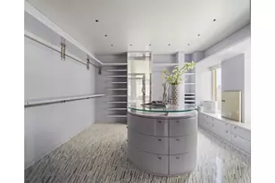 106 Central Park S, New York, NY 10019 - Photo 24