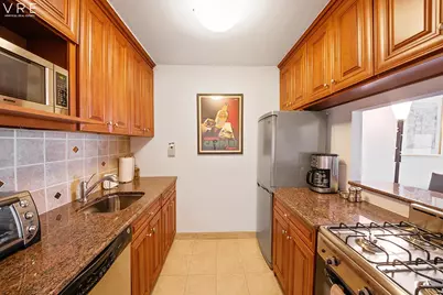 1160 3rd Avenue #11-K, New York City, NY 10065 - Photo 4