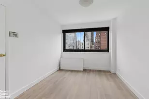 1725 York Ave, New York City, NY 10128 - Photo 10