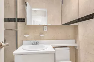 345 E 73rd St, New York City, NY 10021 - Photo 2