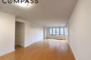 345 E 73rd St, New York City, NY 10021 - Photo 2