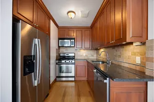 216 Calyer St, New York City, NY 11222 - Photo 8