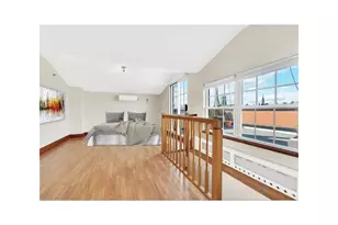 216 Calyer St, New York City, NY 11222 - Photo 6
