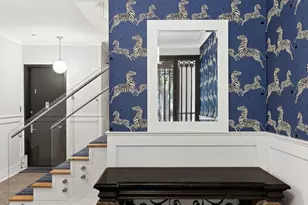 9 E 82nd St, New York City, NY 10028 - Photo 2