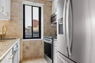 300 E 62nd St, New York City, NY 10065 - Photo 4