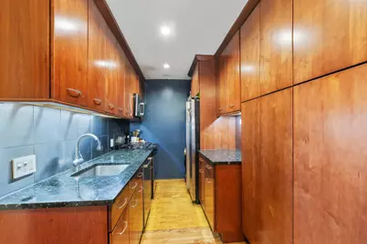 305 W 18th Street #4JK, New York, NY 10011 - Photo 4