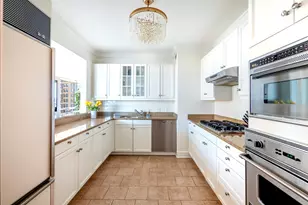 10 Little W St, New York City, NY 10004 - Photo 6